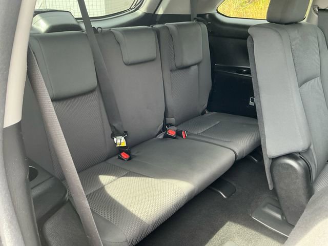 Used 2018 Toyota Highlander LE AWD/4WD image 18