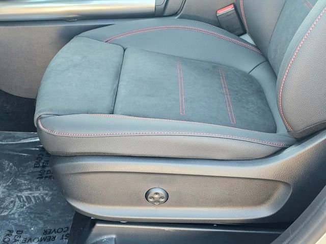 New 2026 Mercedes-Benz GLA 35 AMG 4MATIC image 17