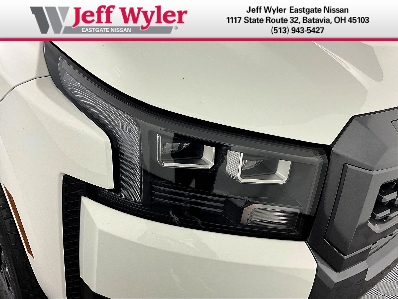 New 2026 Nissan Frontier SV w/ Tow Package AWD/4WD image 8