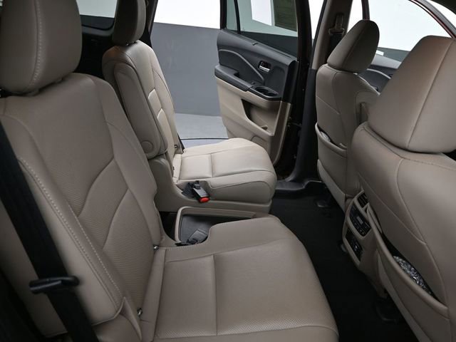 Used 2021 Honda Pilot Elite image 20