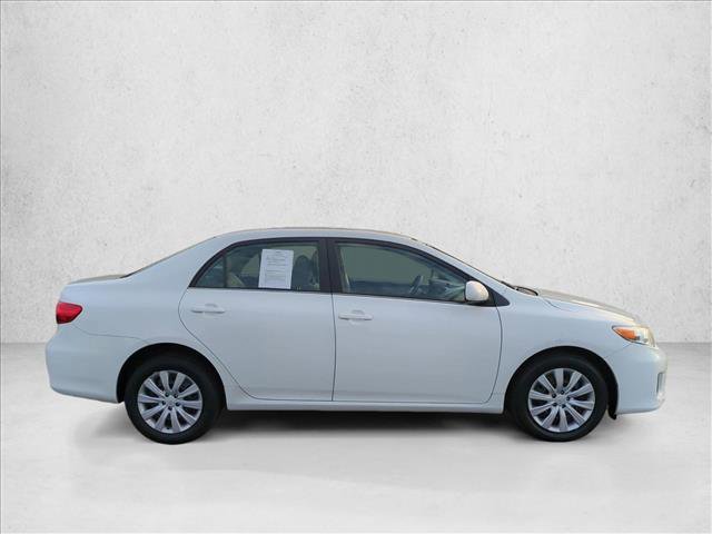 Used 2013 Toyota Corolla LE video 4