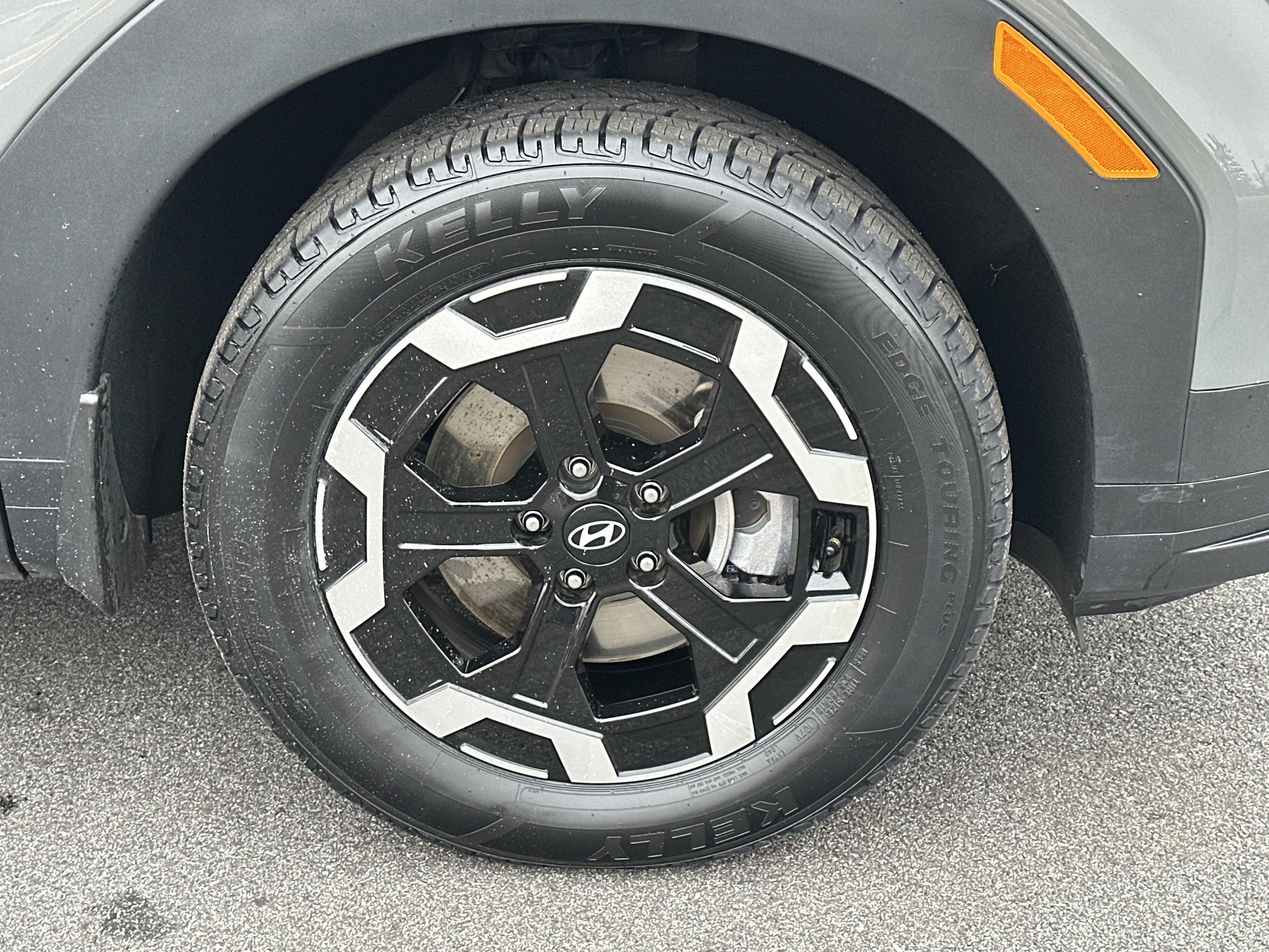 Used 2024 Hyundai Santa Fe SEL image 13