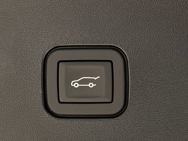 New 2027 Cadillac Vistiq Luxury AWD/4WD image 23
