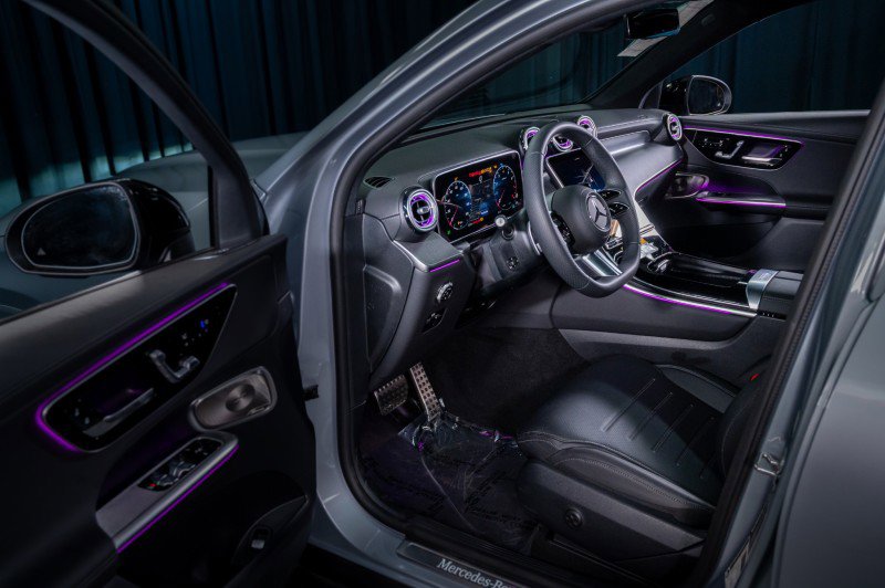 New 2025 Mercedes-Benz GLC 300 image 10