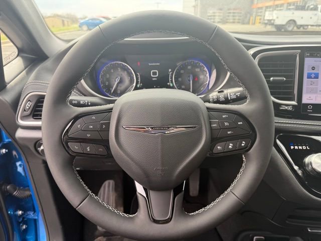 New 2026 Chrysler Pacifica Select image 15
