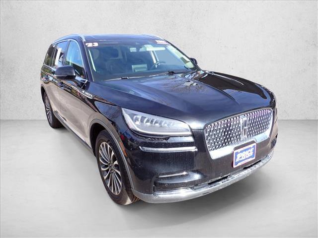 Used 2023 Lincoln Aviator Reserve image 6