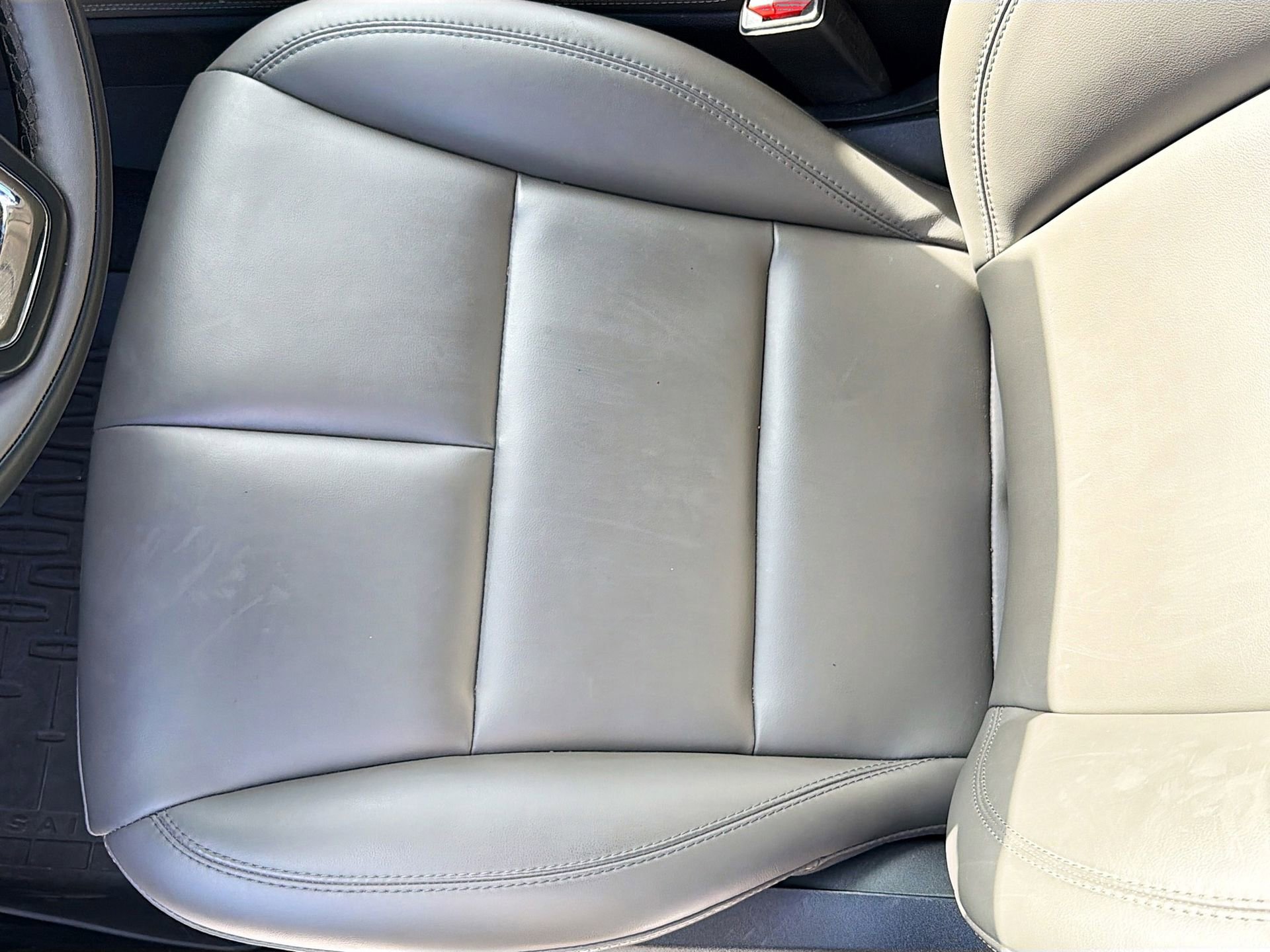 Used 2025 Lincoln Corsair FWD image 21