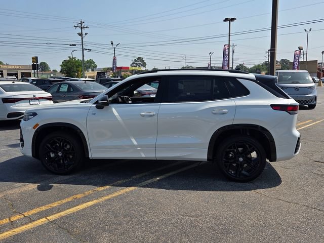 New 2026 Volkswagen Tiguan SE R-Line AWD/4WD image 4