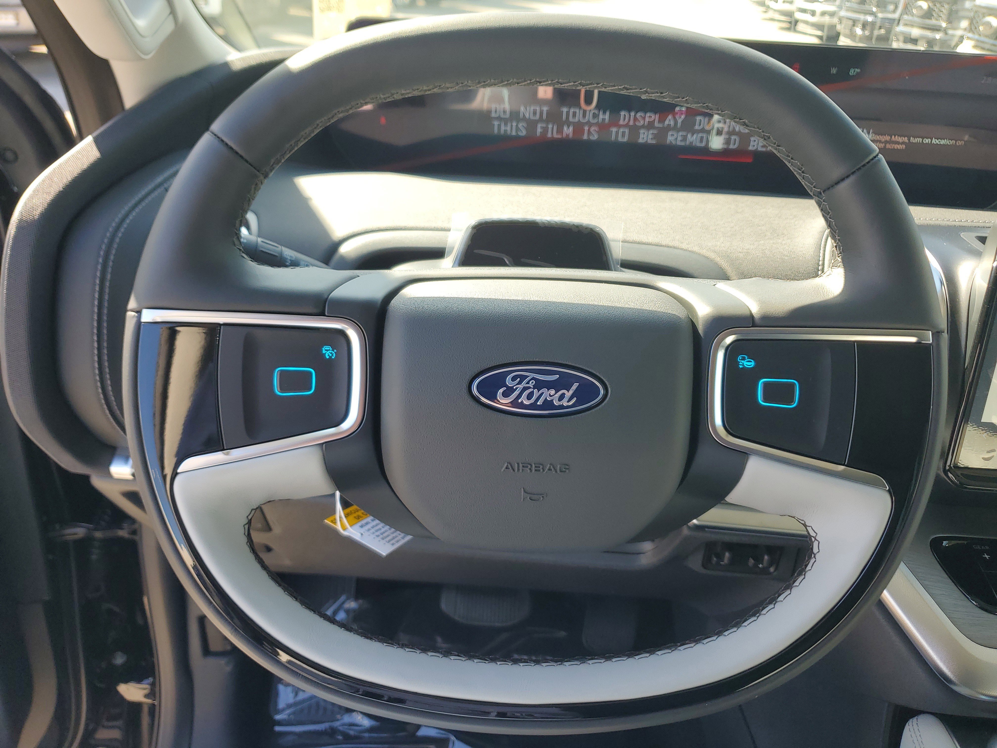 New 2025 Ford Expedition Max Platinum w/ Driver's Package image 15