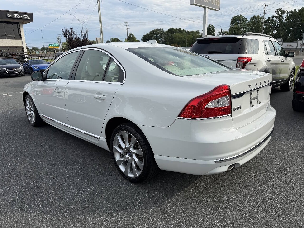 Used 2016 Volvo S80 T5 FWD image 6