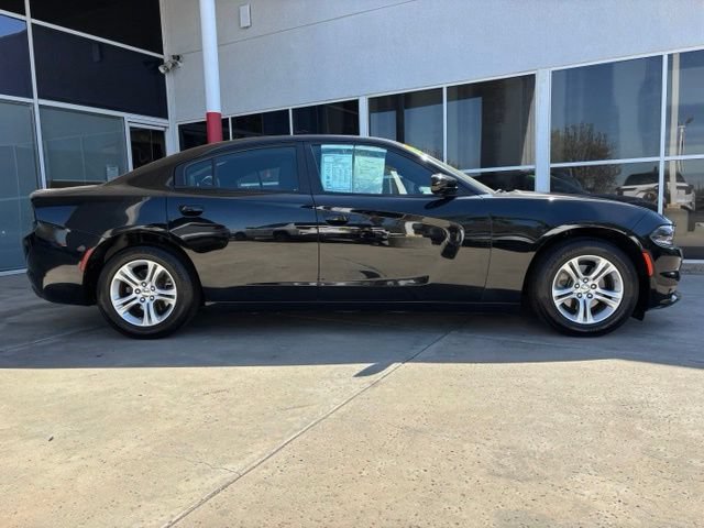 Used 2023 Dodge Charger SXT RWD image 2