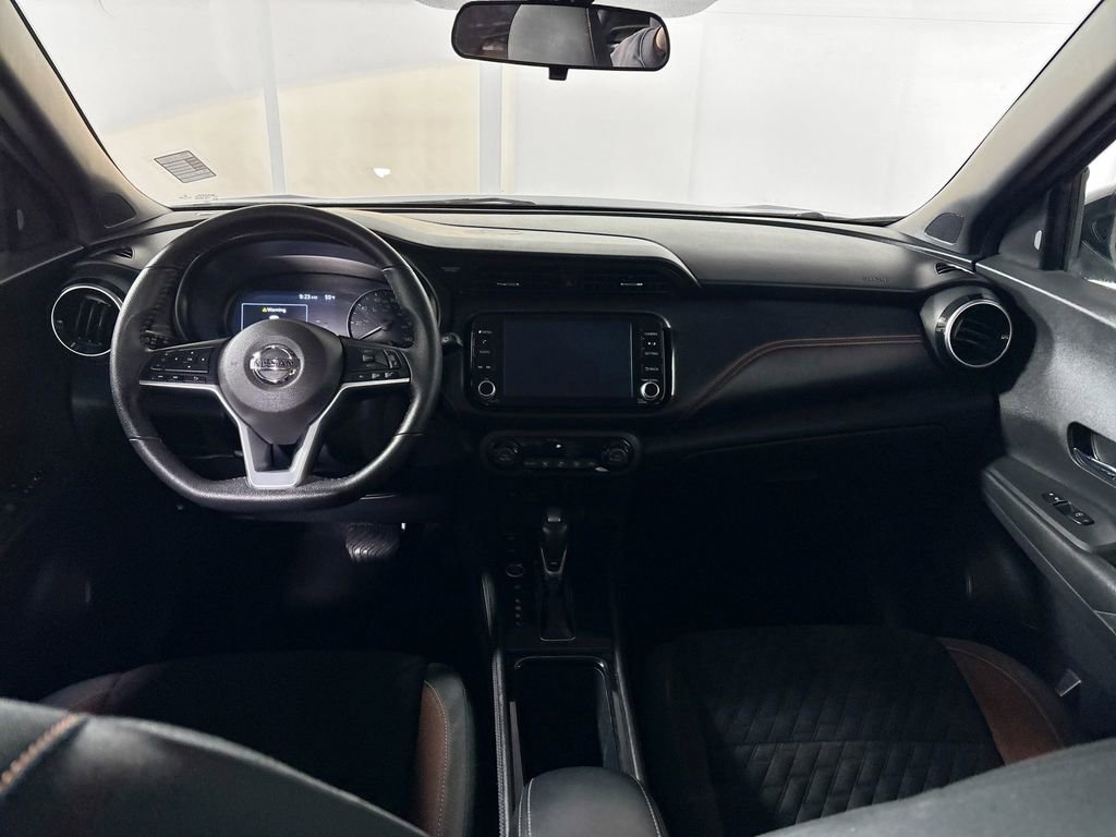 Used 2021 Nissan Kicks SR image 12