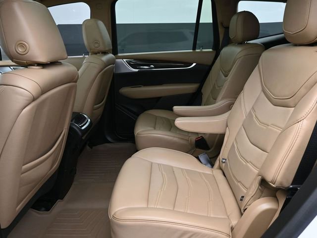 Used 2020 Cadillac XT6 Sport w/ Platinum Package image 11