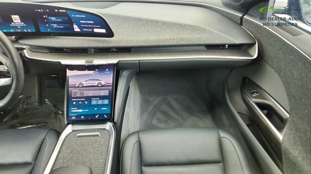 Used 2023 Lucid Air Pure image 37