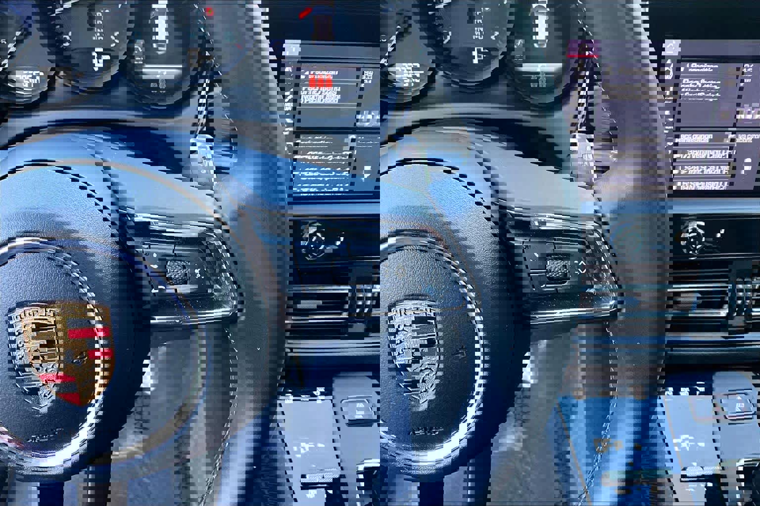 Used 2022 Porsche Macan image 24