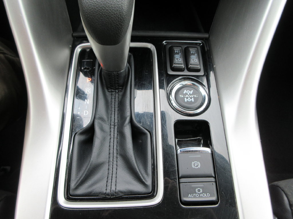 Used 2025 Mitsubishi Eclipse Cross SE AWD/4WD image 28
