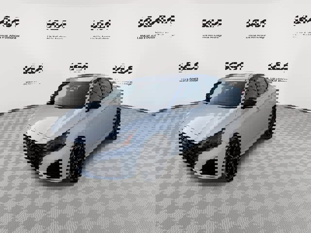 Used 2023 Nissan Altima 2.5 SR w/ SR Premium Package image 4