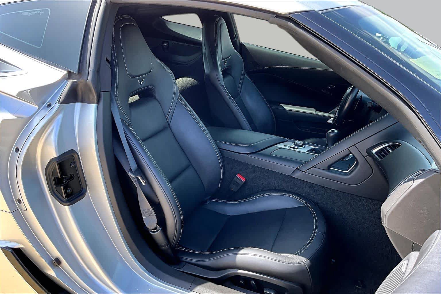 Used 2018 Chevrolet Corvette Grand Sport RWD image 9