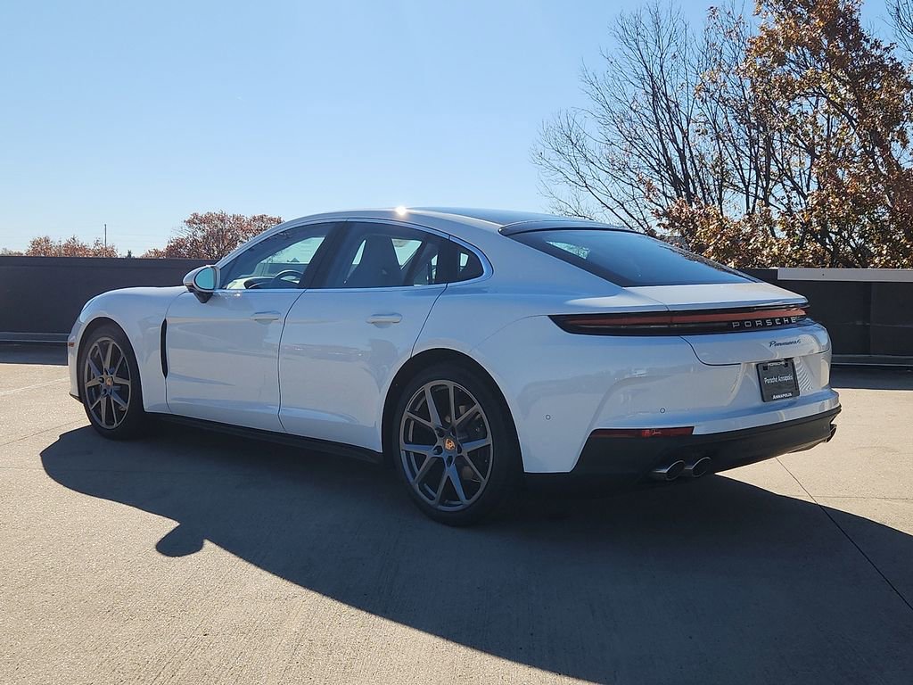 New 2026 Porsche Panamera 4 image 3