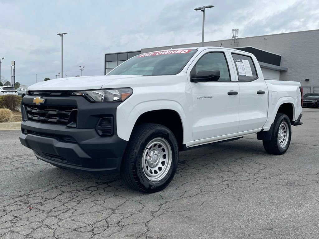 Used 2023 Chevrolet Colorado W/T image 3