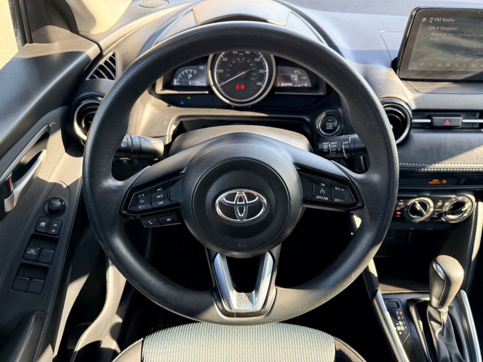 Used 2019 Toyota Yaris LE image 11