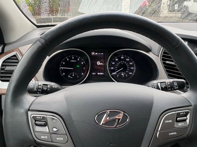 Used 2017 Hyundai Santa Fe Limited w/ Cargo Package AWD/4WD image 20