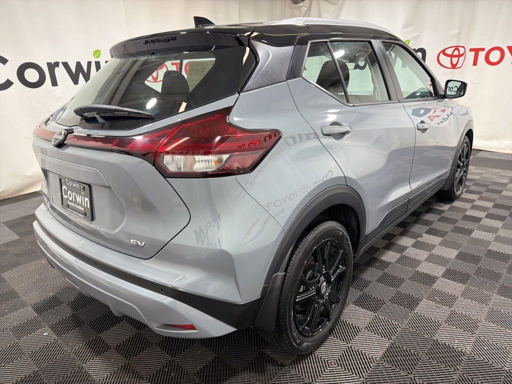 Used 2023 Nissan Kicks SV FWD image 6
