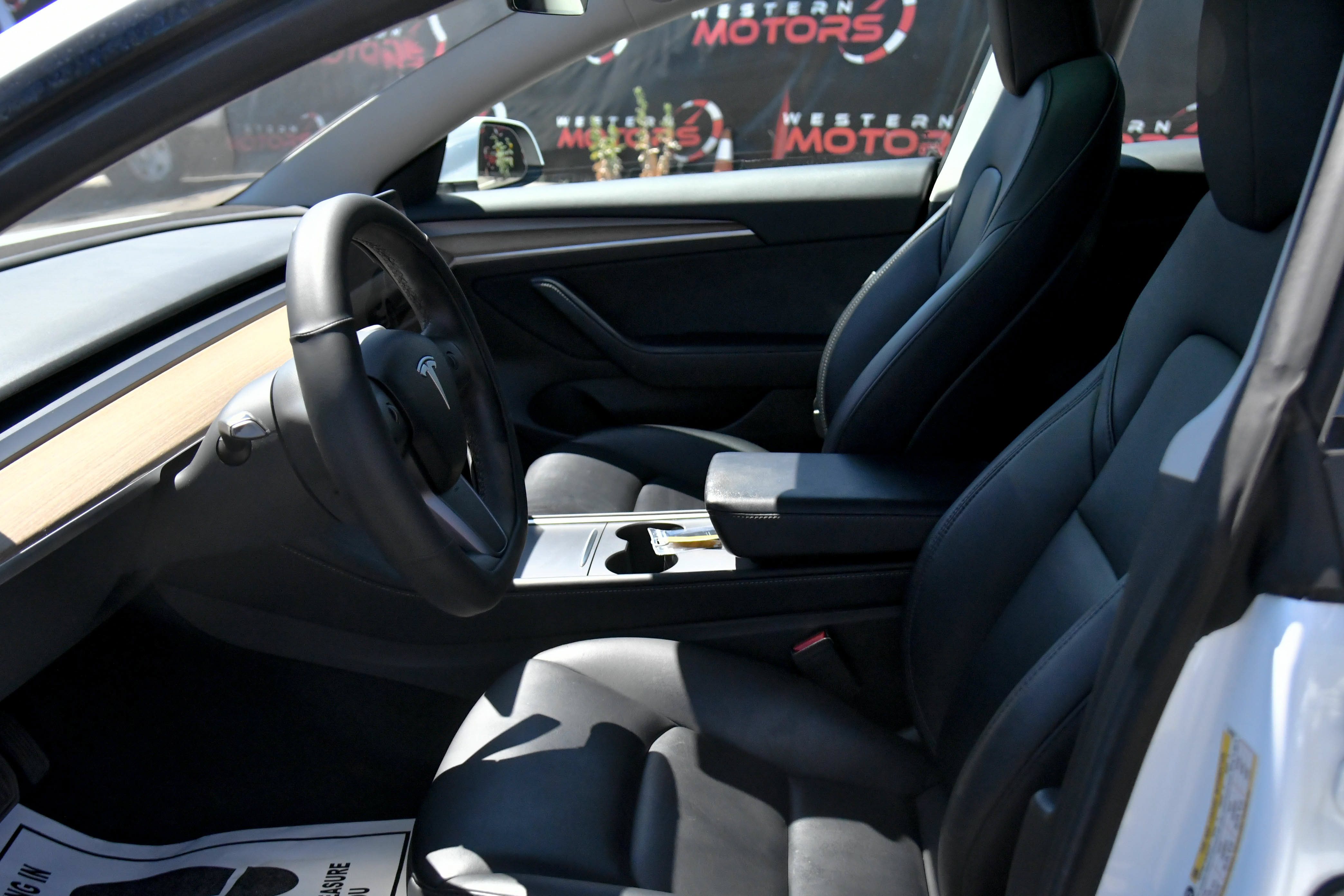 Used 2023 Tesla Model 3 Standard Range RWD image 17
