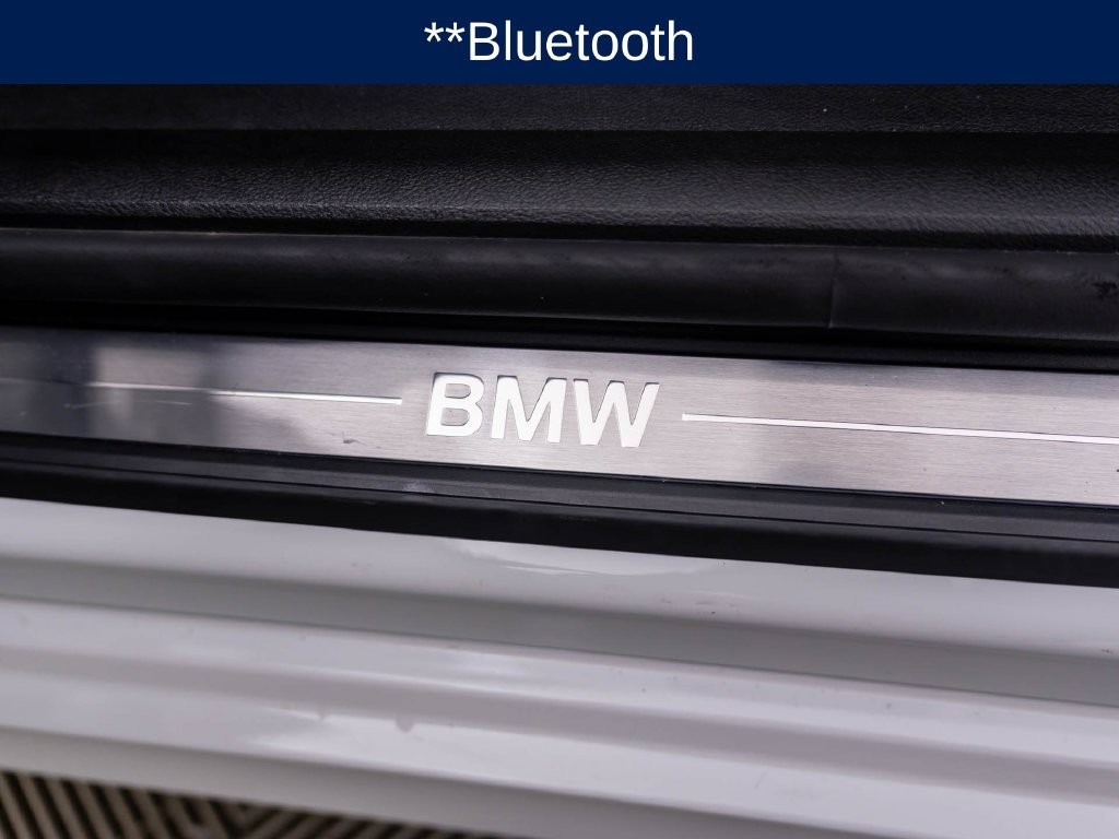 Used 2025 BMW 330i xDrive Sedan w/ Premium Package AWD/4WD image 11