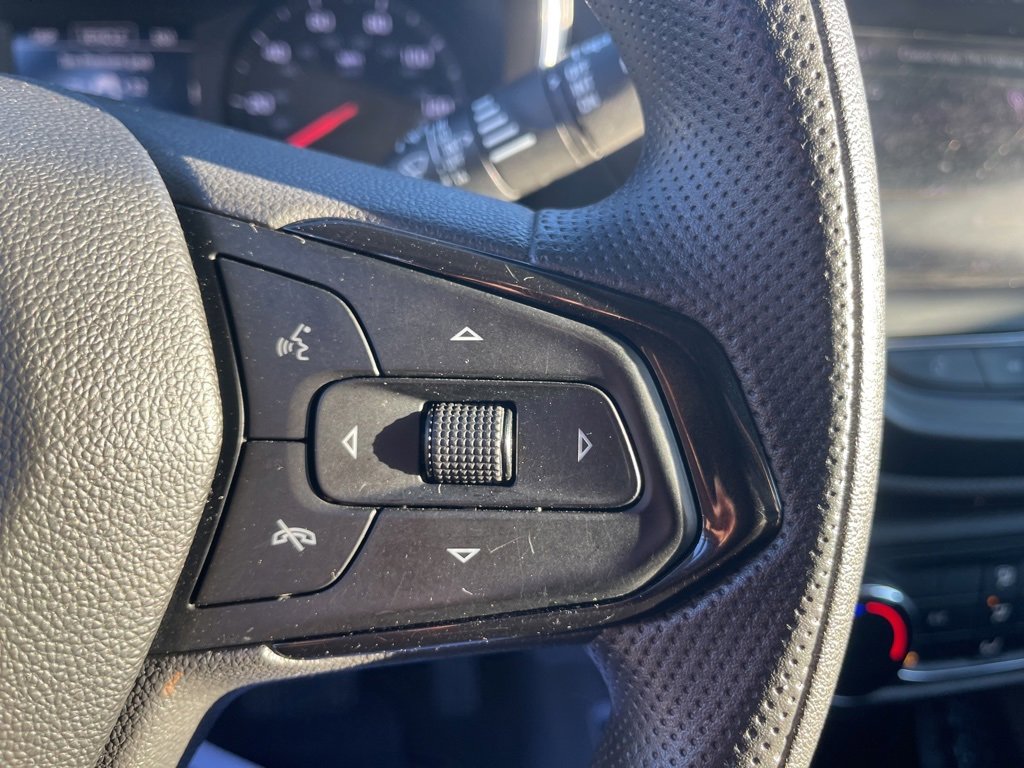 Certified 2022 Chevrolet TrailBlazer LT w/ Driver Confidence Package image 18