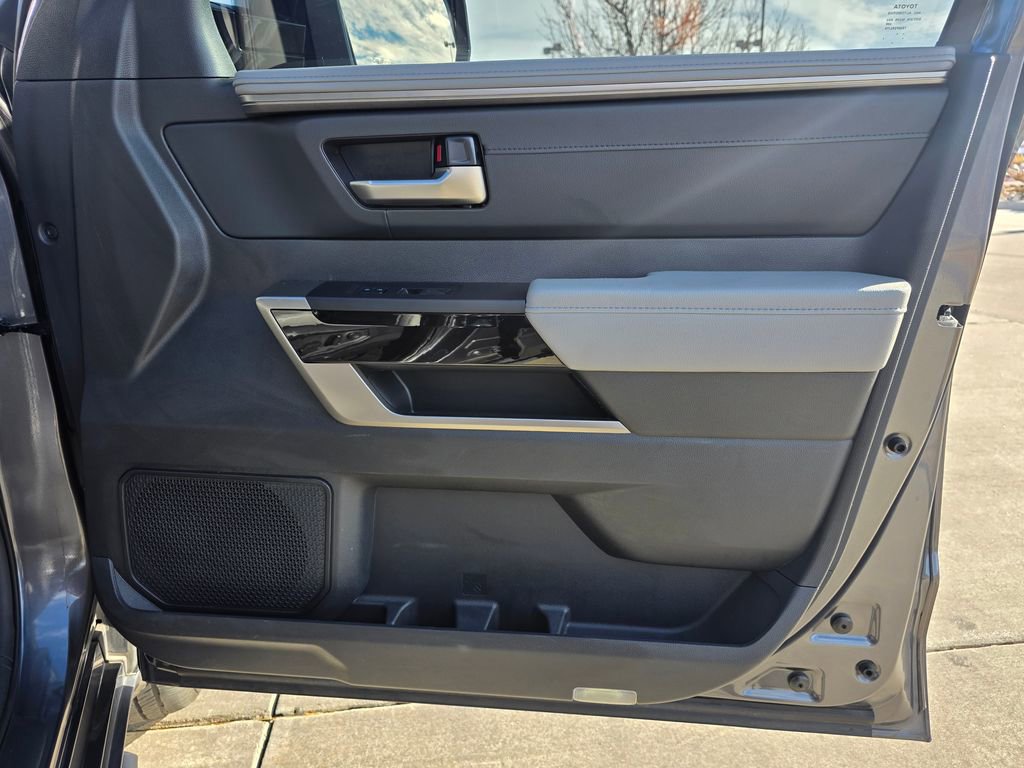 Used 2024 Toyota Tundra Limited image 29