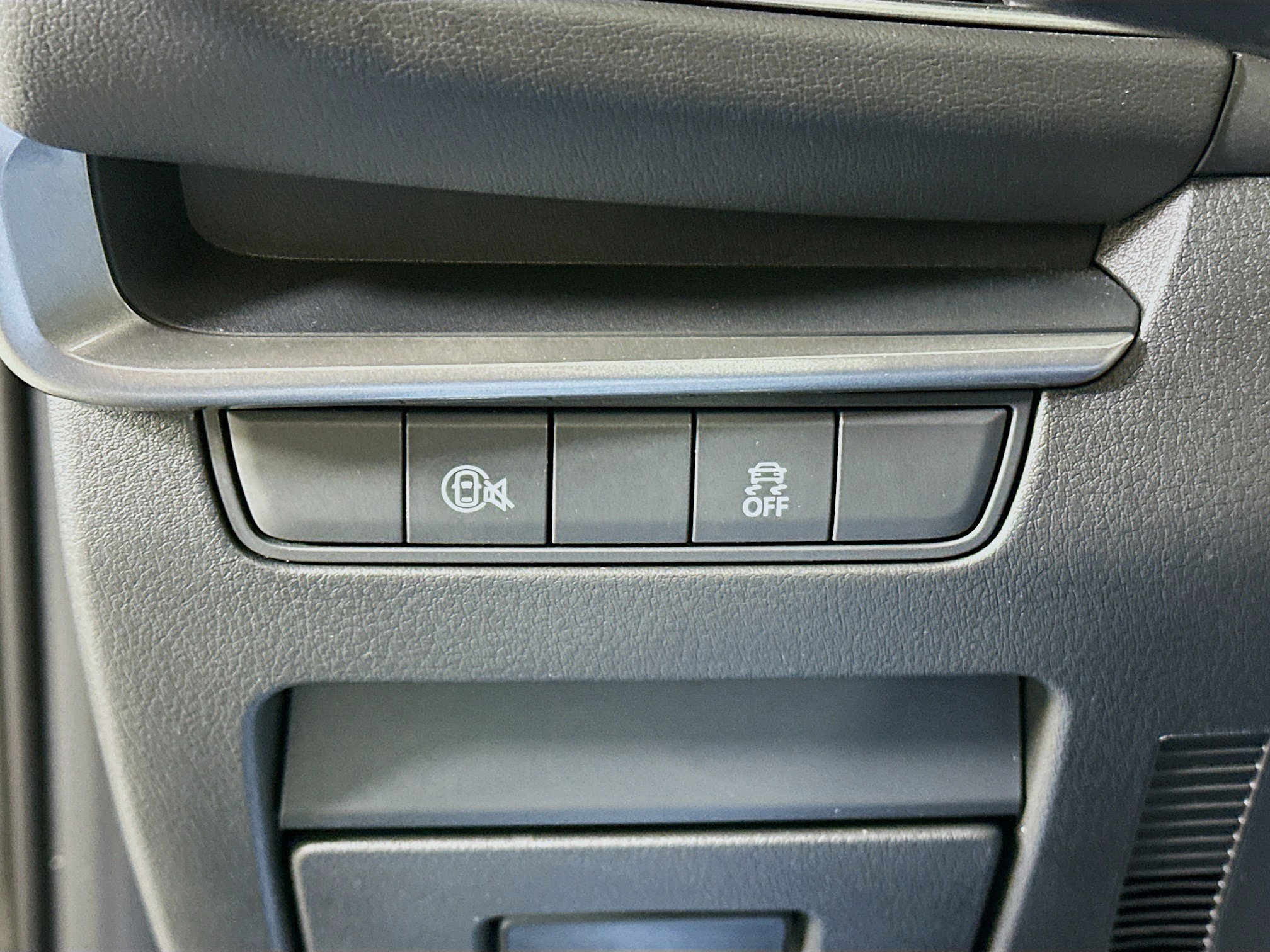 Used 2024 MAZDA MAZDA3 s image 17