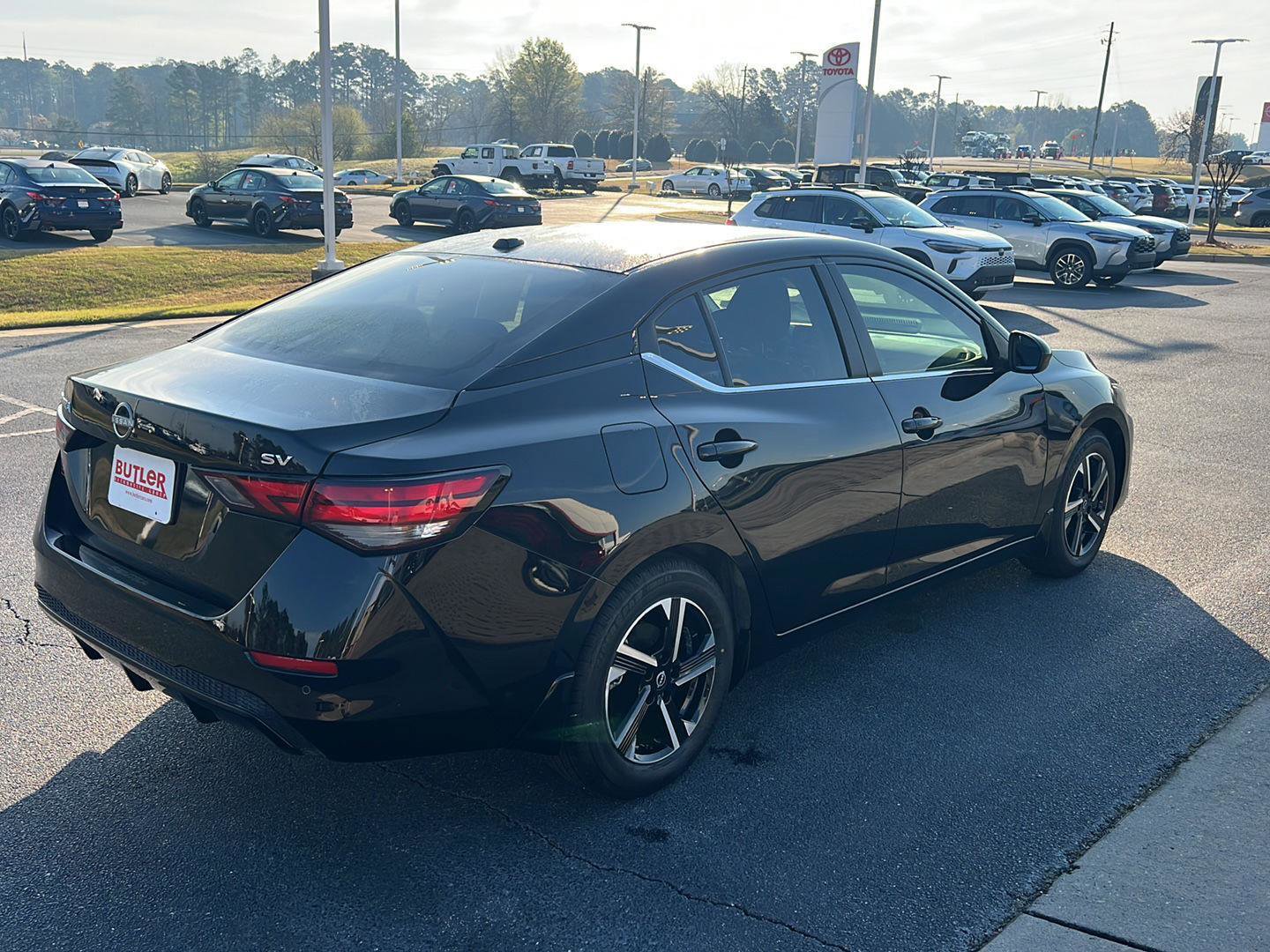 Used 2024 Nissan Sentra SV image 6