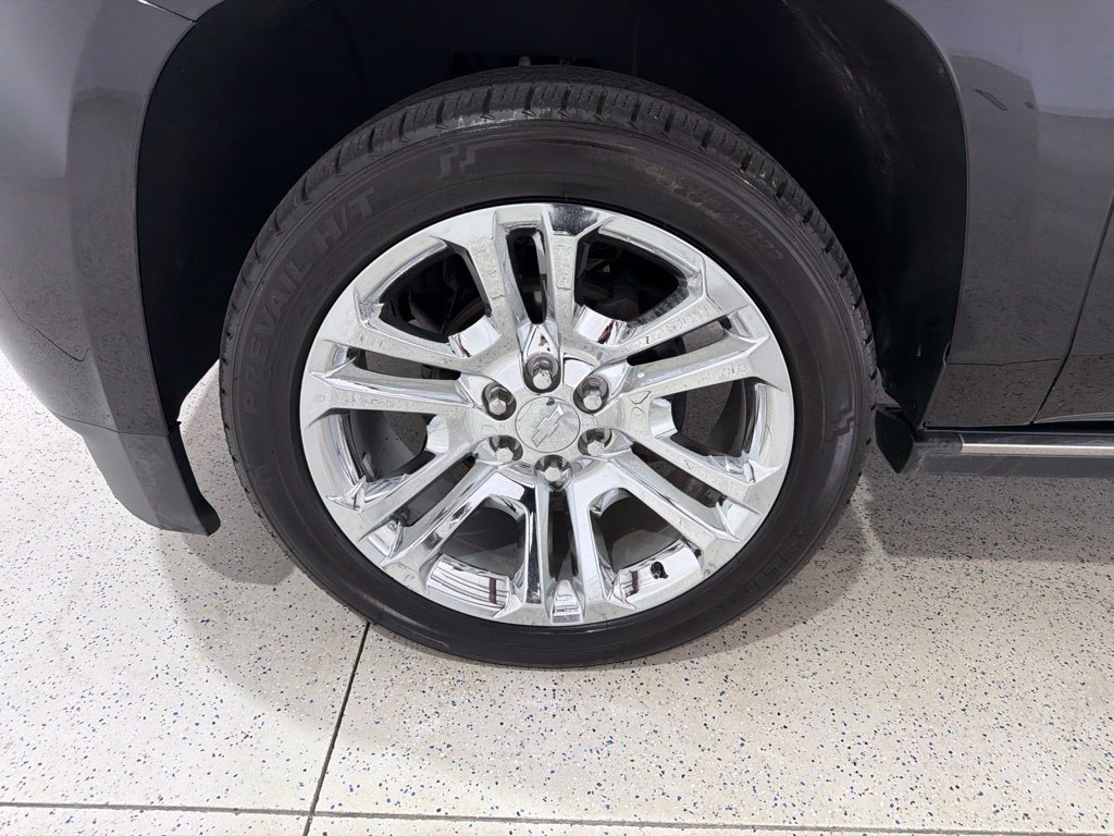 Used 2020 Chevrolet Tahoe Premier w/ Premier Plus Edition RWD image 31