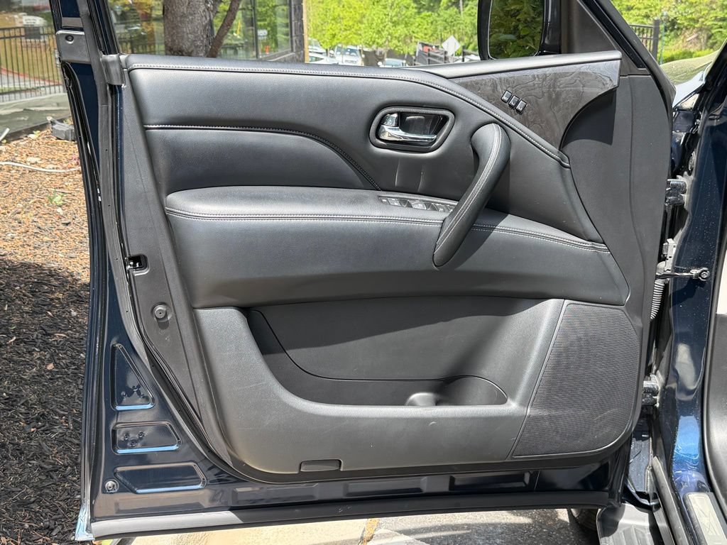 Used 2024 INFINITI QX80 Luxe RWD image 29