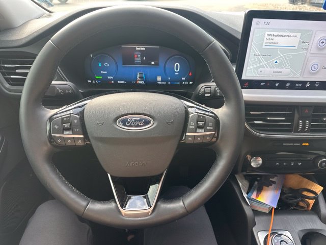 Used 2024 Ford Escape Platinum AWD/4WD image 11
