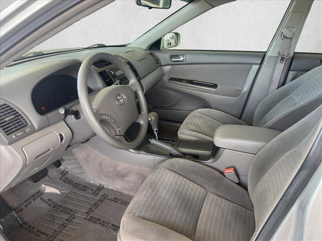 Used 2005 Toyota Camry LE FWD image 9