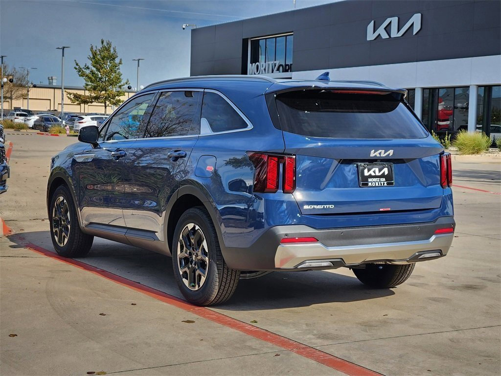 New 2026 Kia Sorento S w/ S Panoramic Sunroof Package image 3