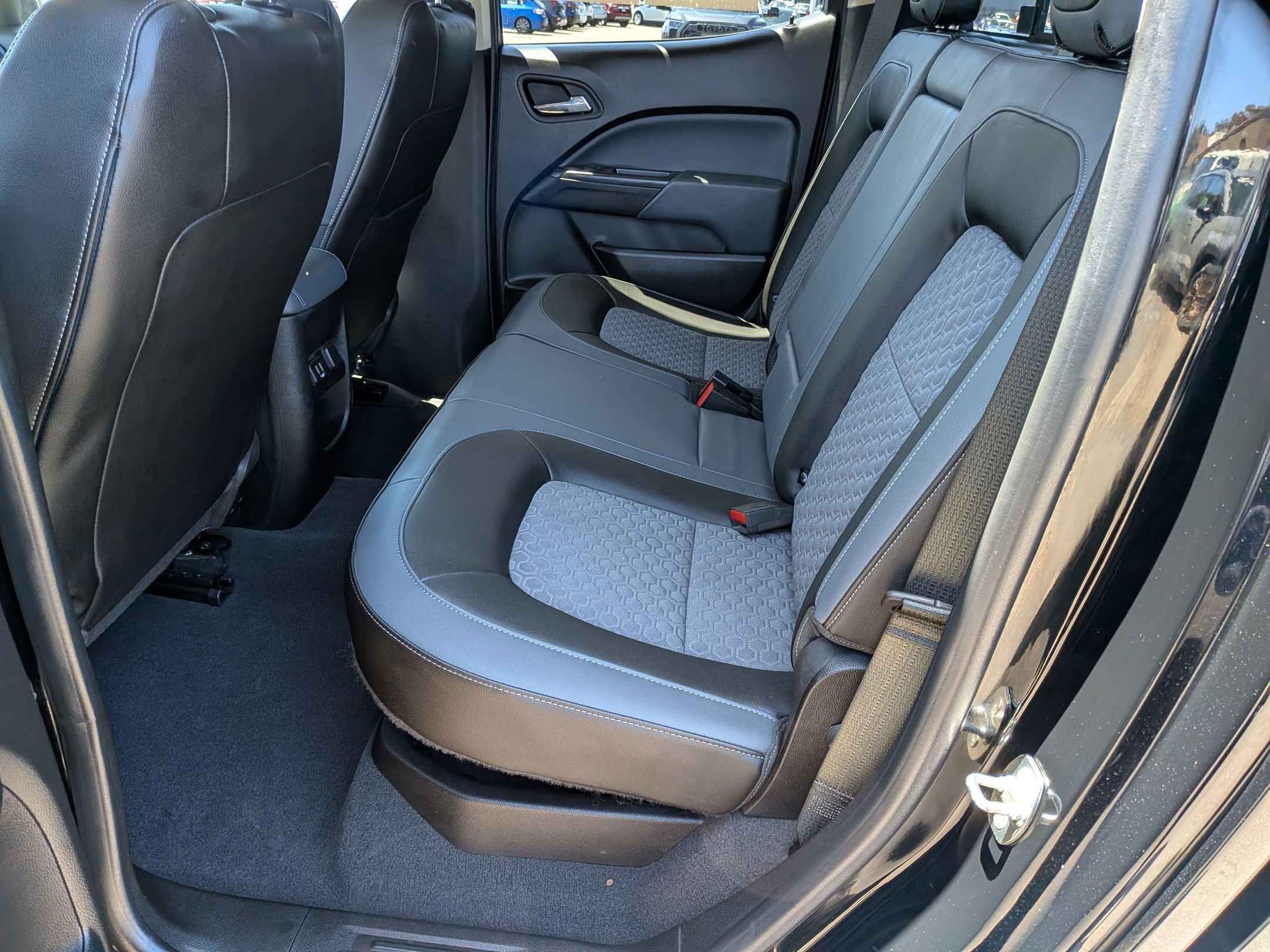Used 2019 Chevrolet Colorado Z71 RWD image 26