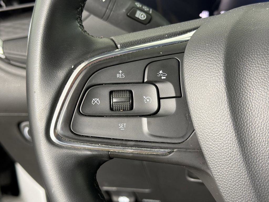 Used 2024 Buick Encore GX Sport Touring image 23