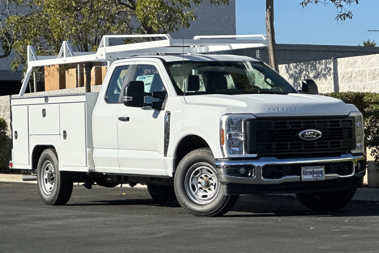 New 2026 Ford F250 XL w/ XL Chrome Package image 2