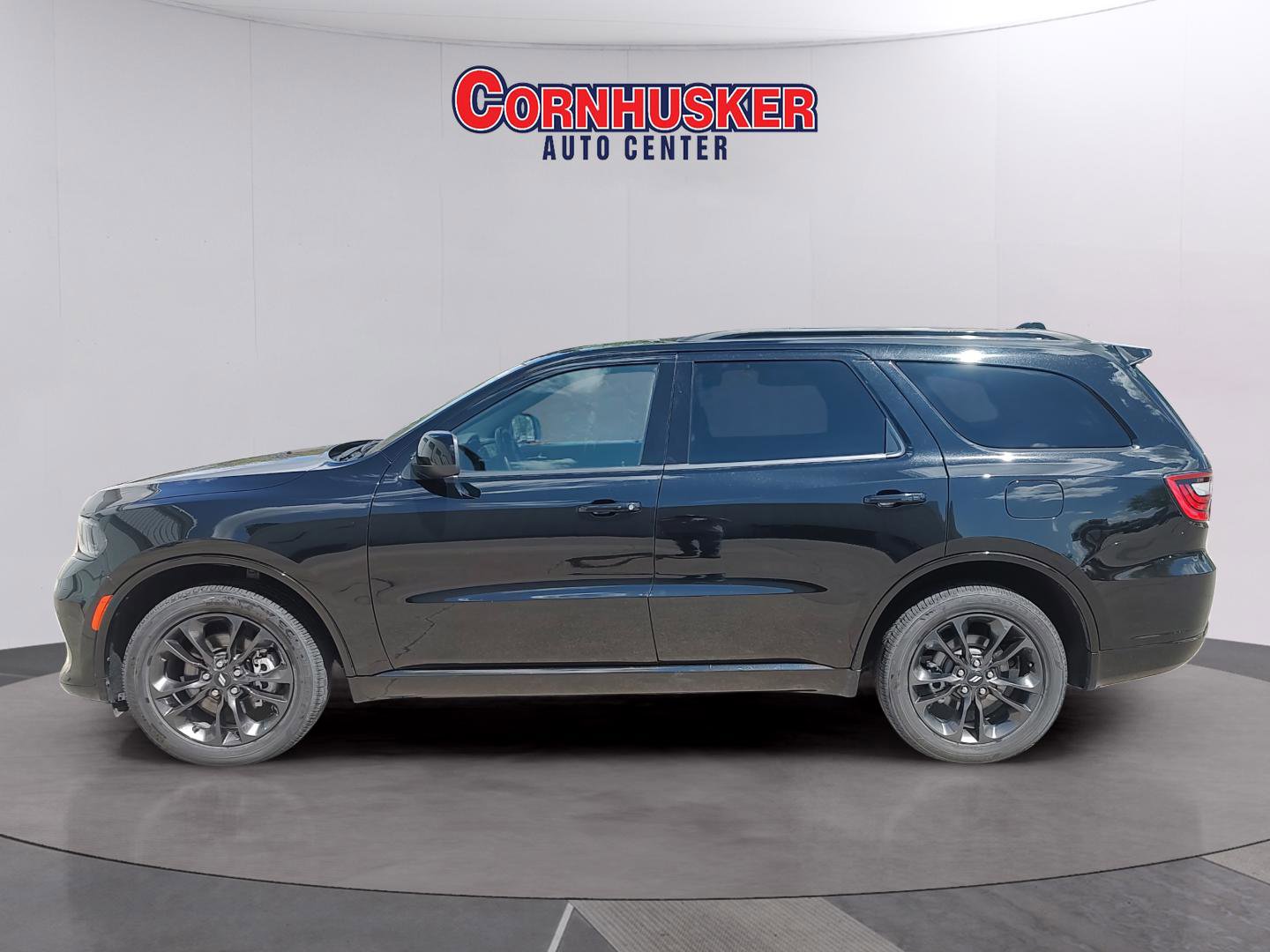 Used 2025 Dodge Durango GT w/ Blacktop Package AWD/4WD image 4