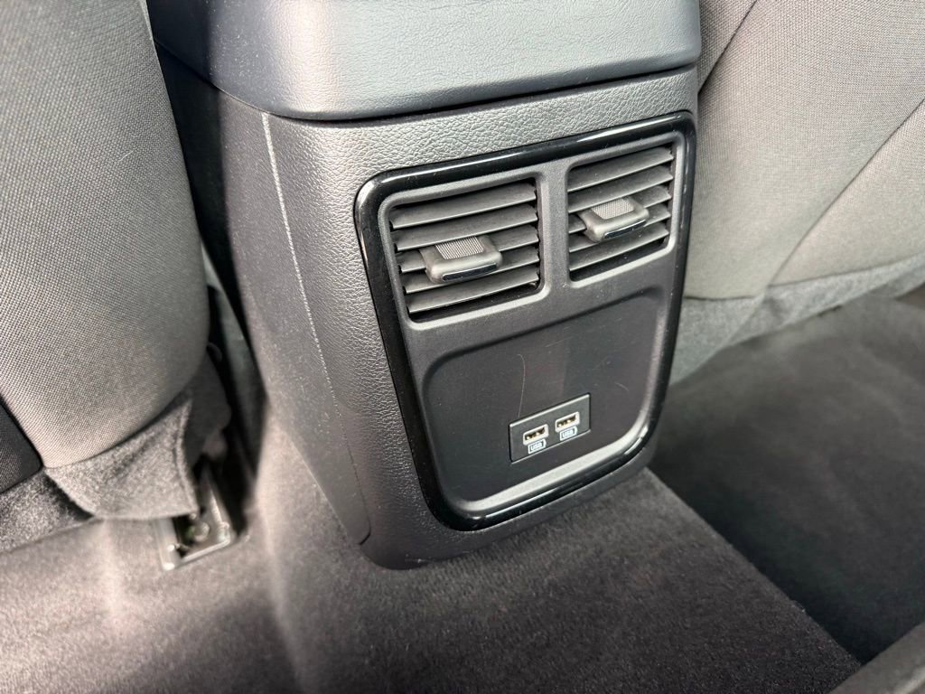 Used 2023 Dodge Charger SXT w/ Blacktop Package image 30