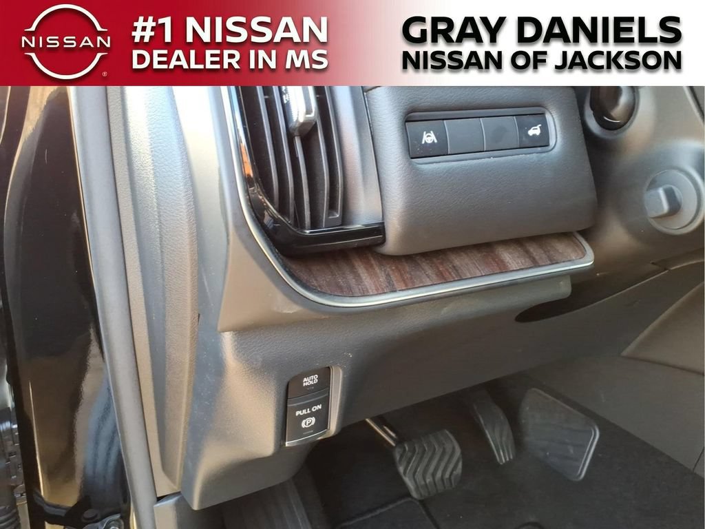 Certified 2025 Nissan Armada SL w/ Captain's Chari Seat Package RWD image 14