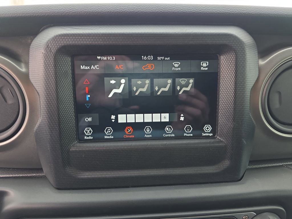 Used 2023 Jeep Wrangler Unlimited Sport AWD/4WD image 26