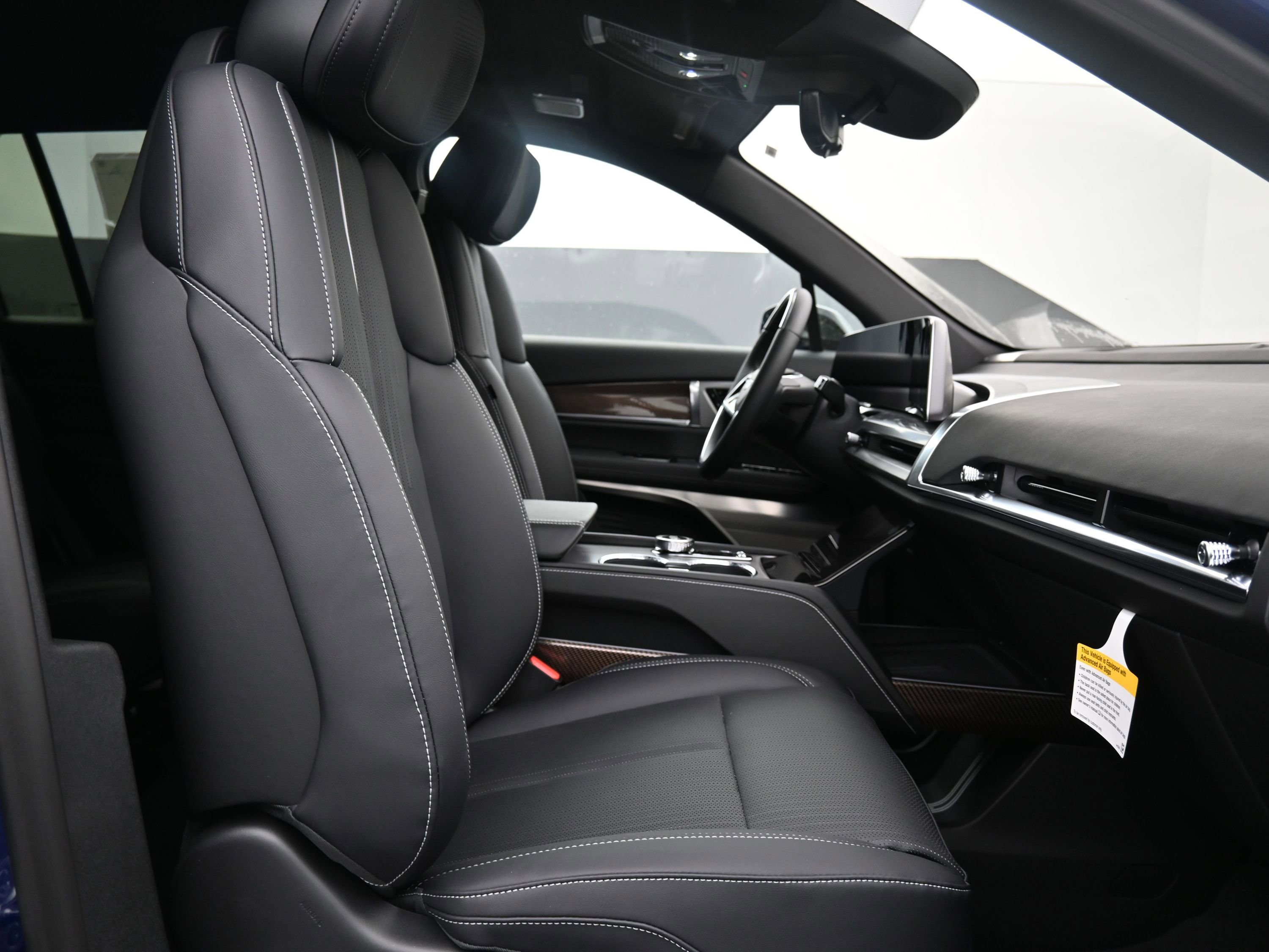 New 2026 Cadillac Vistiq Sport w/ LPO, Premium Carpet Package image 13