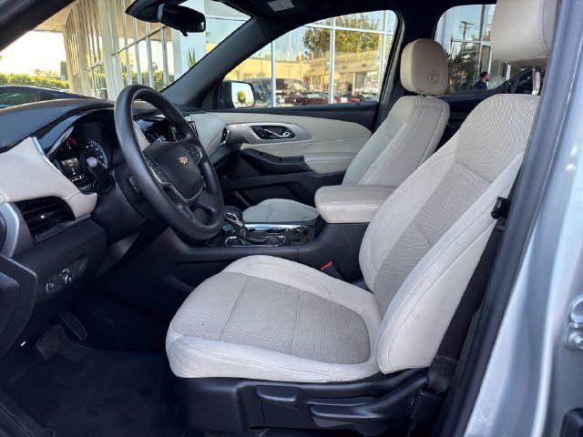 Certified 2022 Chevrolet Traverse LS FWD image 10