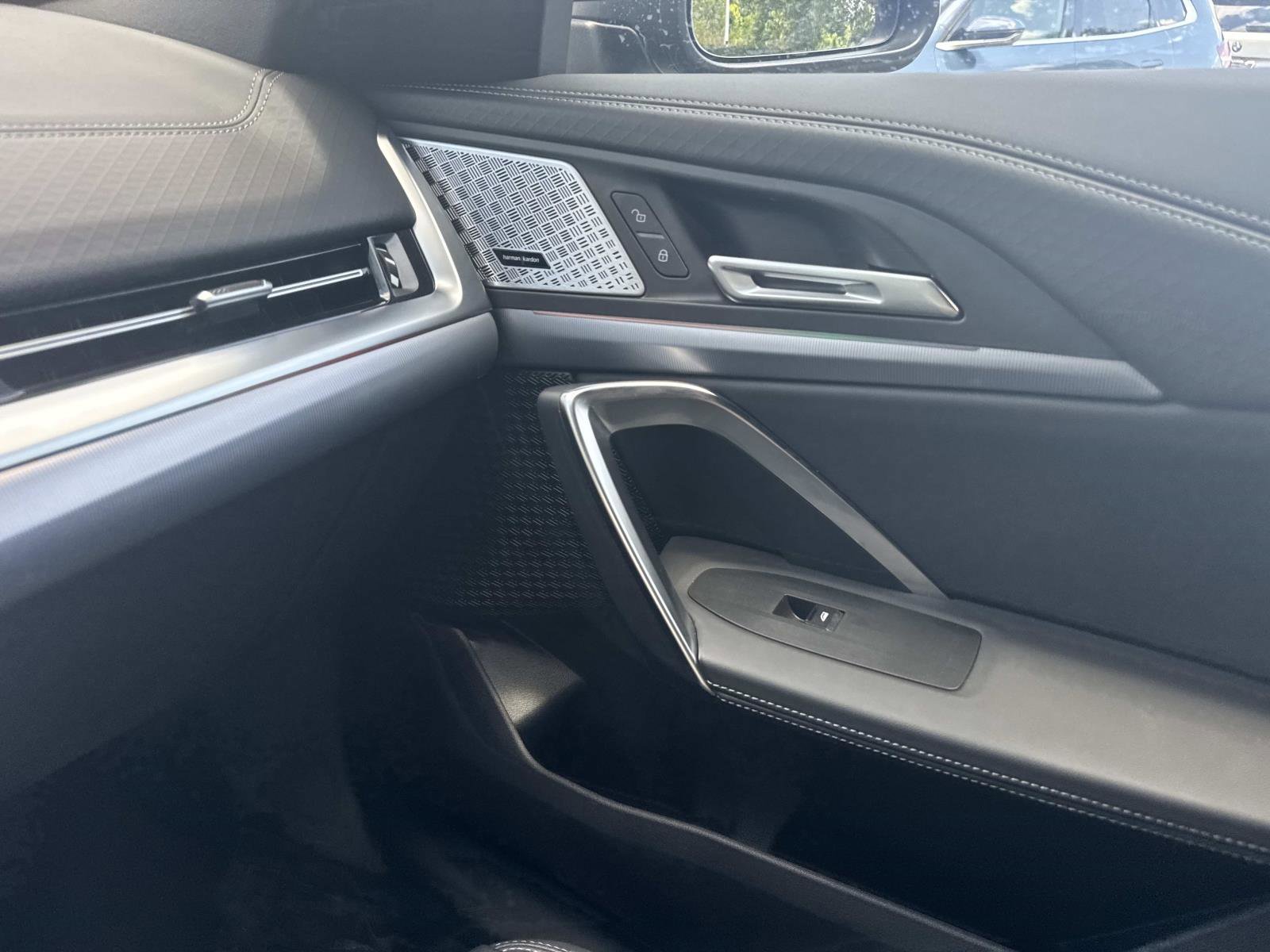 Used 2025 BMW X2 xDrive28i w/ Convenience Package image 19