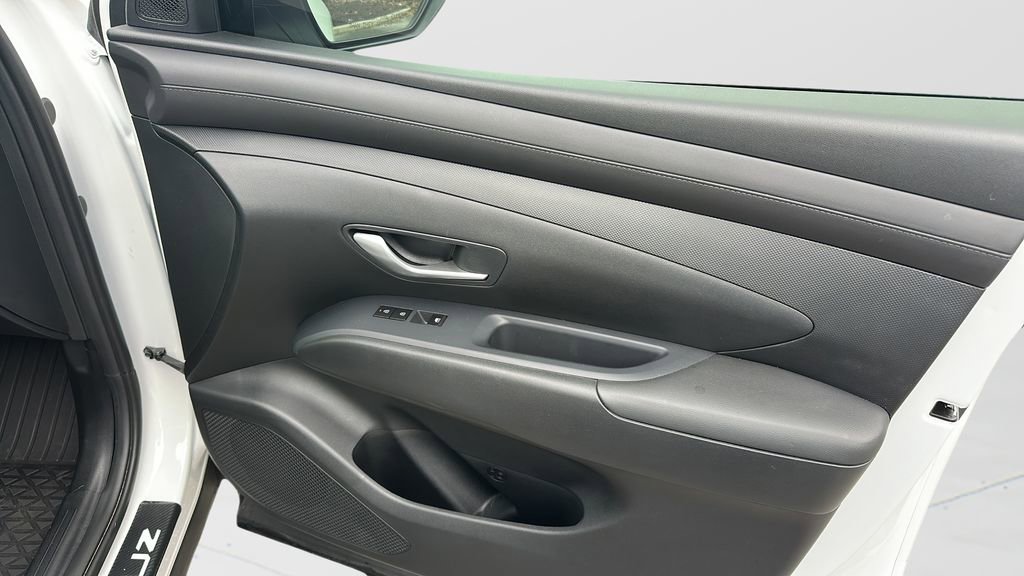 Used 2025 Hyundai Santa Cruz SEL image 25