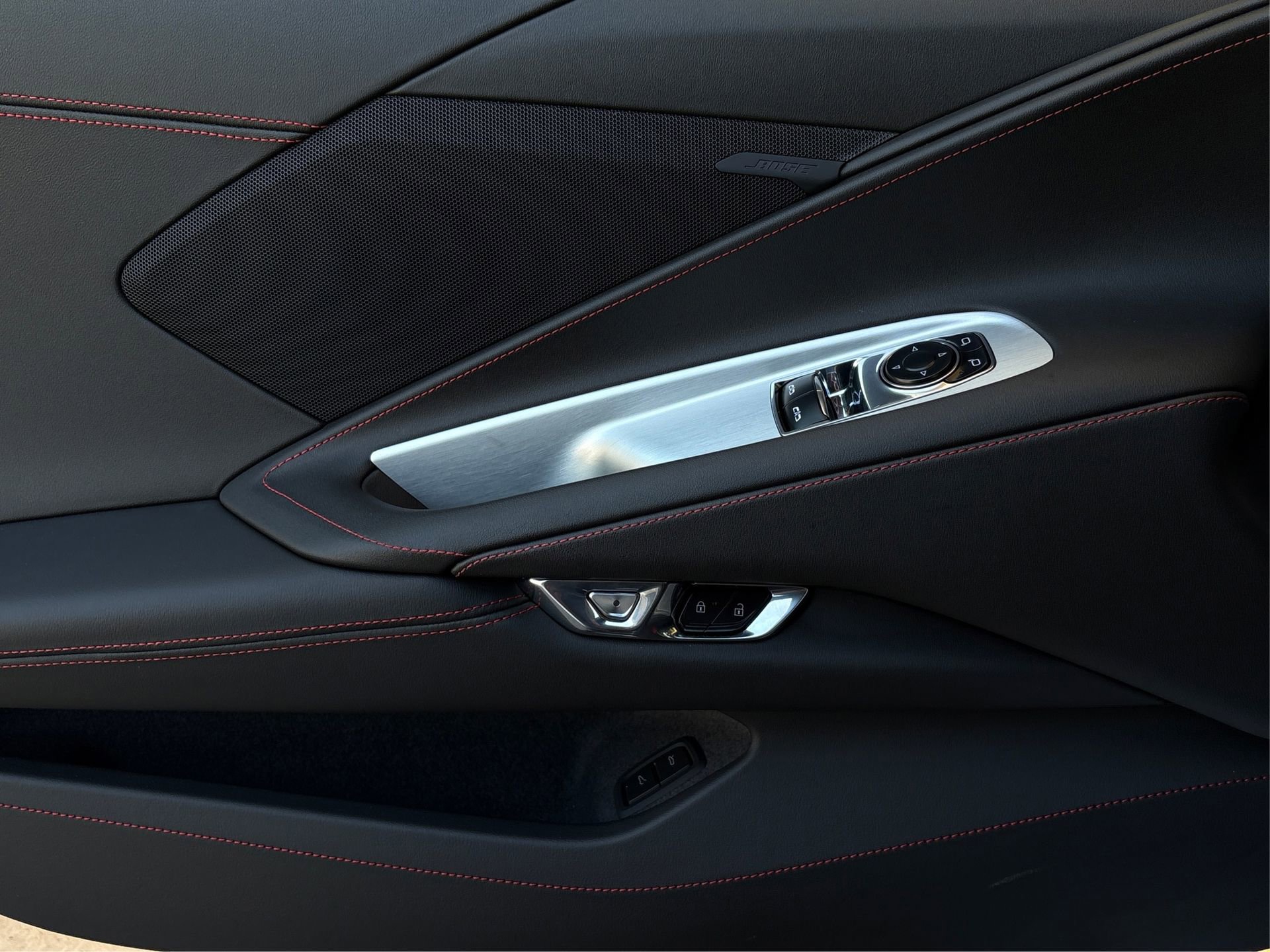 Used 2026 Chevrolet Corvette Stingray Coupe w/ Chrome Exterior Badge Package image 19